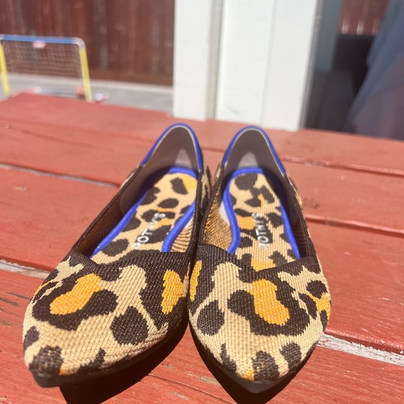 Rothy’s leopard print pointed toe flats size 6 - Picture 5 of 6